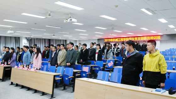 6cfc57f76f5acb561e701c1b648fa8b2.jpg 全体合唱国际歌_副本_副本.jpg